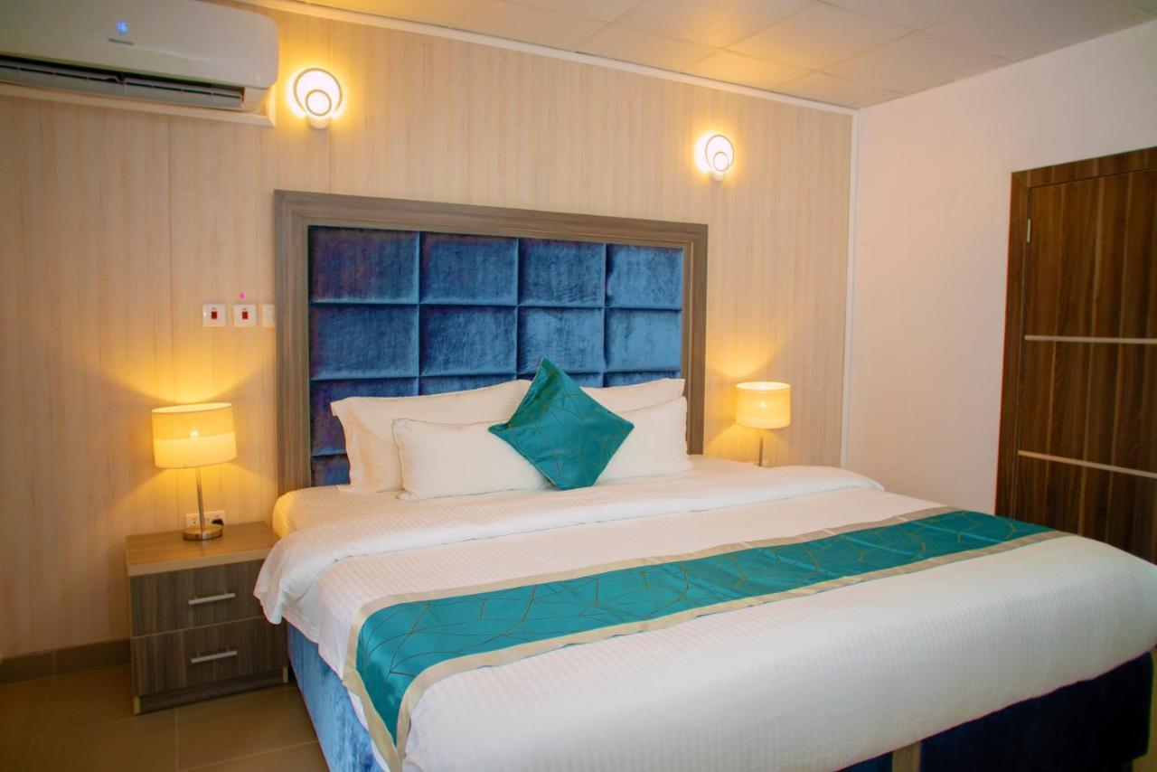 Riviera Suites Лаґос Екстер'єр фото
