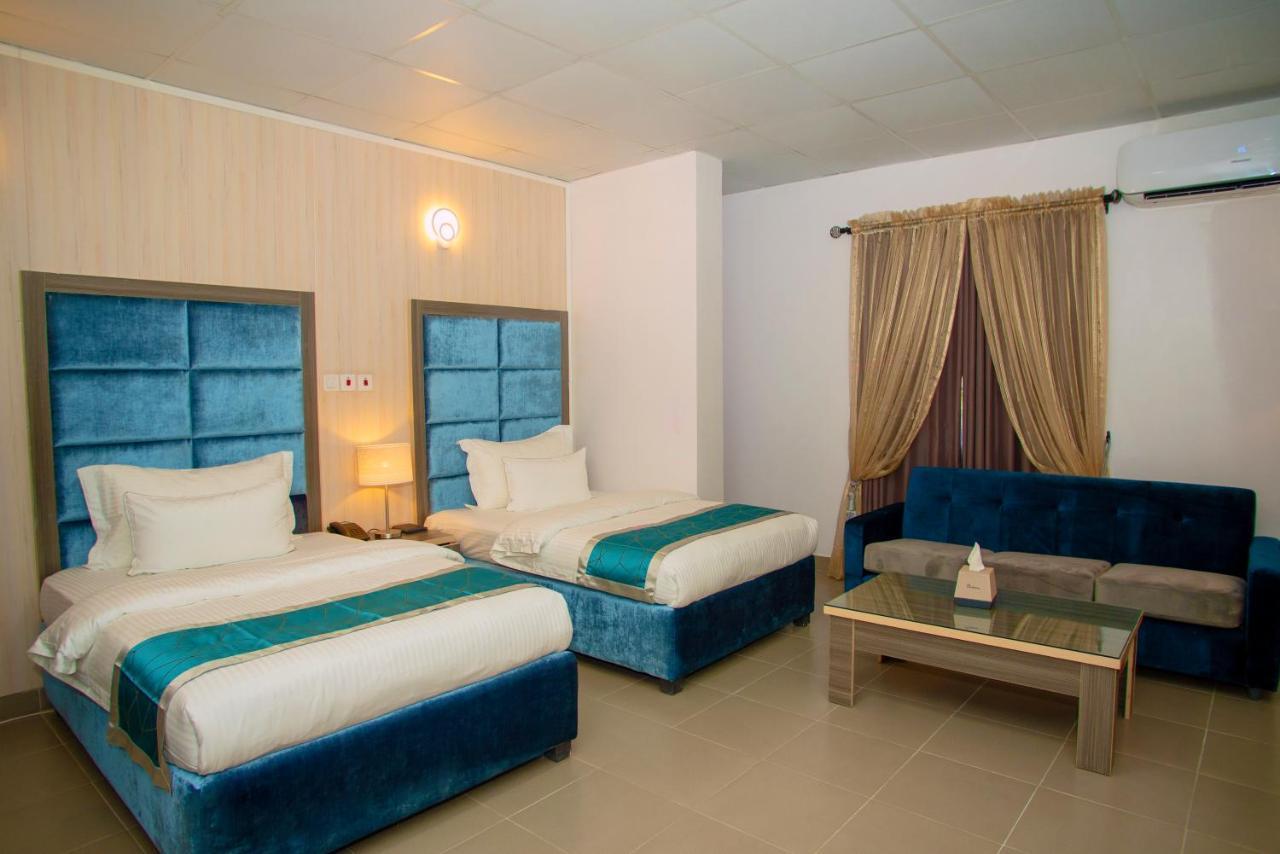 Riviera Suites Лаґос Екстер'єр фото