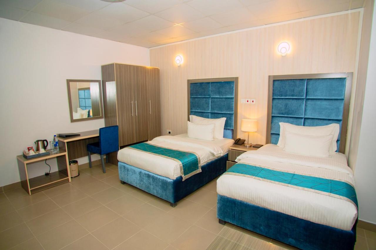 Riviera Suites Лаґос Екстер'єр фото