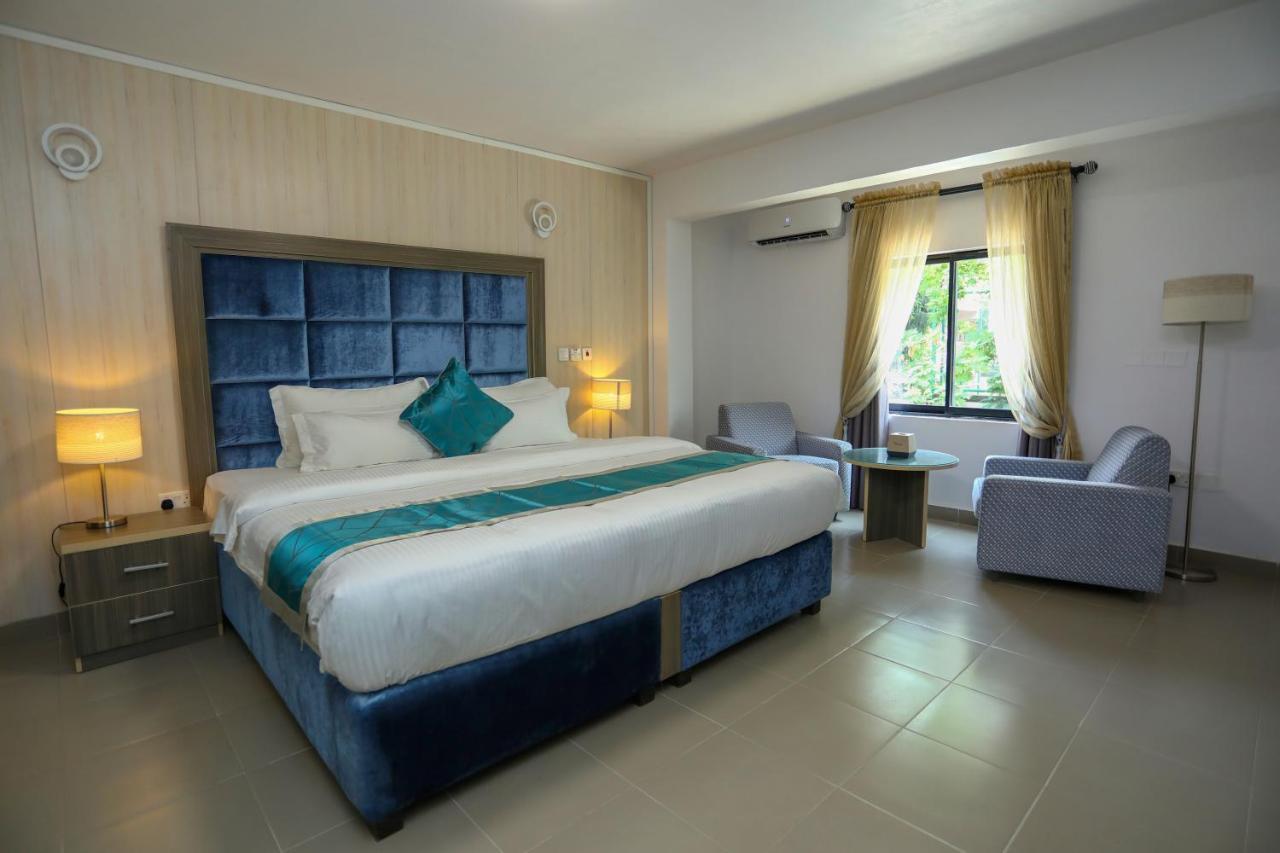 Riviera Suites Лаґос Екстер'єр фото
