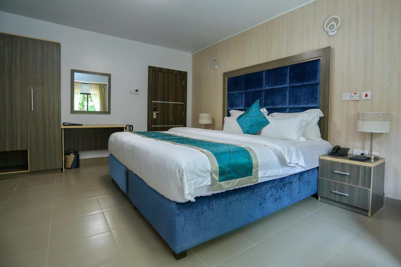 Riviera Suites Лаґос Екстер'єр фото
