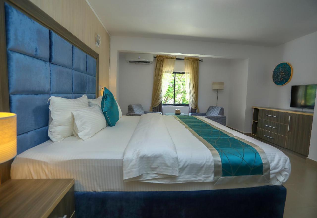 Riviera Suites Лаґос Екстер'єр фото