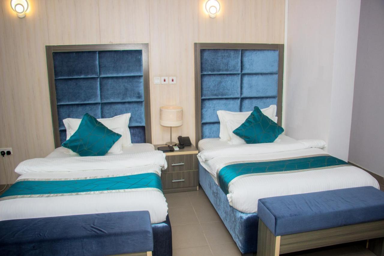 Riviera Suites Лаґос Екстер'єр фото