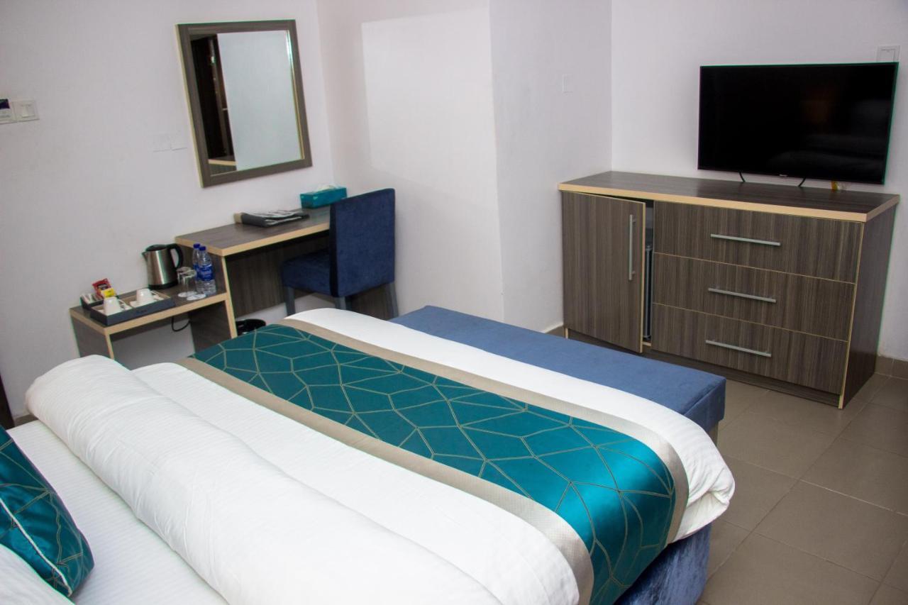 Riviera Suites Лаґос Екстер'єр фото